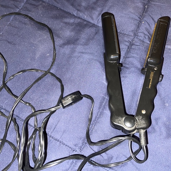 GOLD N HOT FLAT IRON - Picture 5 of 7